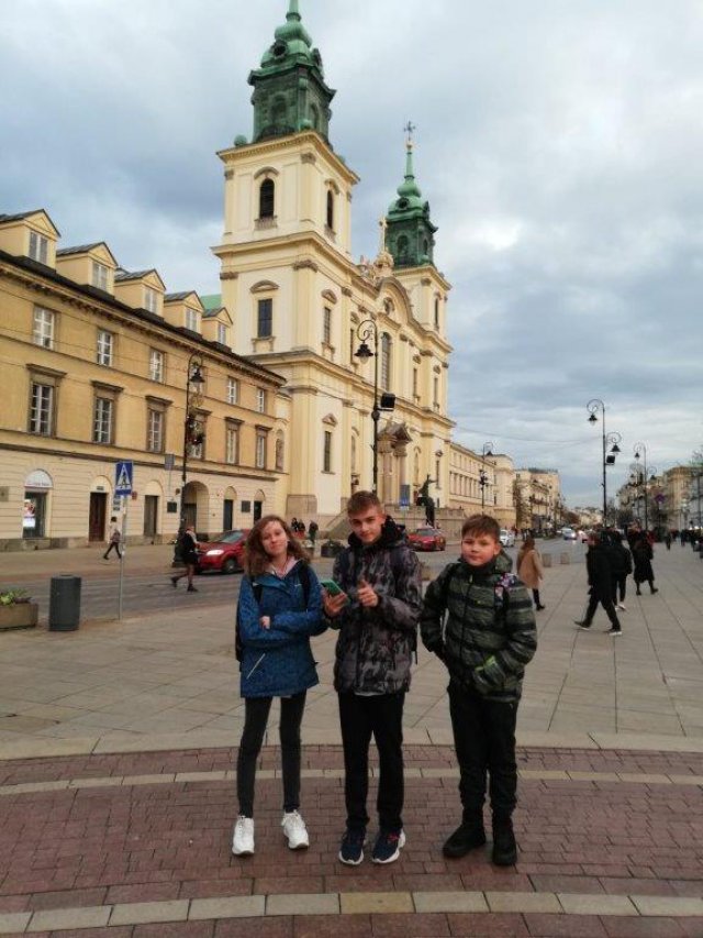 [FOTO] Uczniowie SP w Roztoce zwiedzali Warszawę