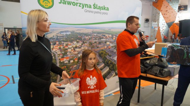 [FOTO] Jaworzyna Śląska w biało-czerwonych barwach 