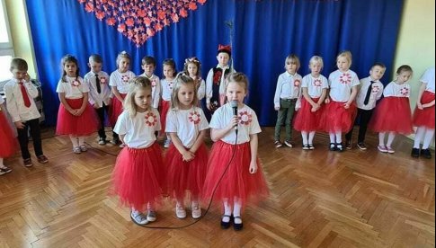 [FOTO] Przedszkolaki z Misia Uszatka obchodziły Narodowe Święto Niepodległości