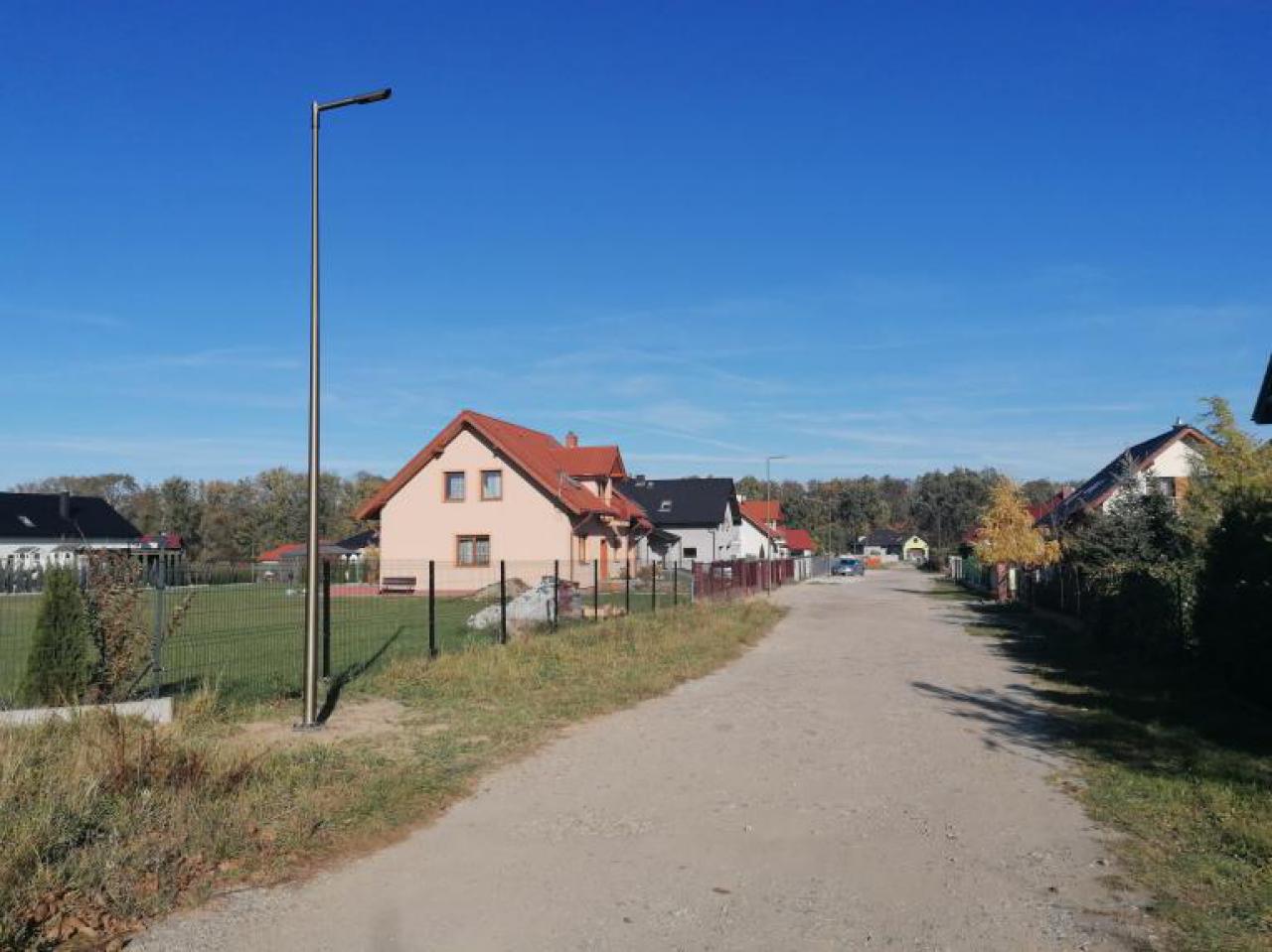 Nowe oświetlenie na osiedlu domków jednorodzinnych w Jaworzynie Śląskiej