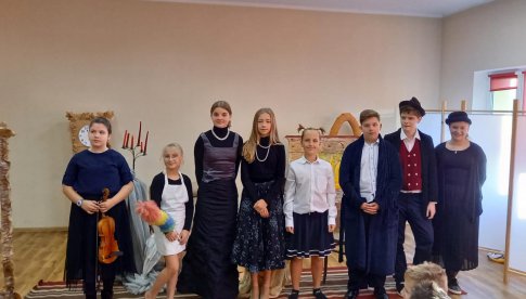 Moralność pani Dulskiej na szkolnej scenie w Dobromierzu