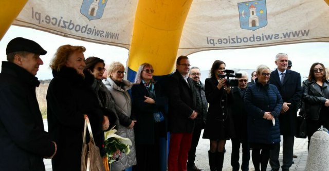 Uroczystość poświęcona śp. Janowi Lityńskiemu w Świebodzicach
