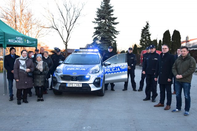 Nowy radiowóz i zapowiedź budowy Posterunku Policji w Marcinowicach 