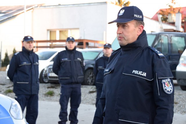 Nowy radiowóz i zapowiedź budowy Posterunku Policji w Marcinowicach 
