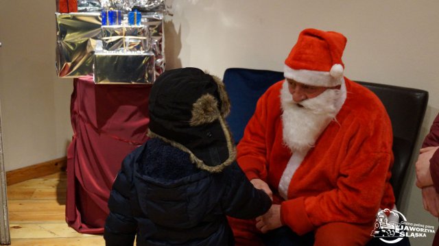 [FOTO] Kolejowe spotkanie z Mikołajem