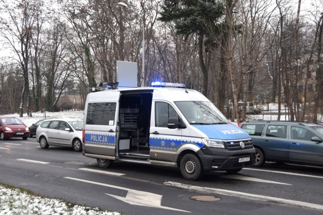 Zdarzenie drogowe z udziałem radiowozu policyjbego