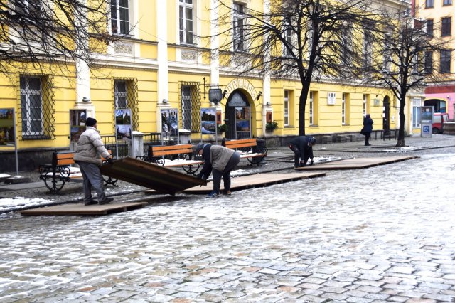 Przygotowania do Jarmarku Bożonarodzeniowego