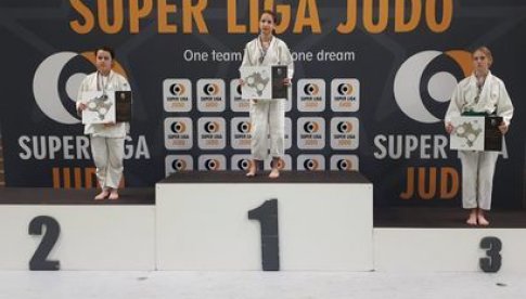 Drugie miejsce żarowianki z AKS Strzegom na zawodach Super Ligi Judo 2021