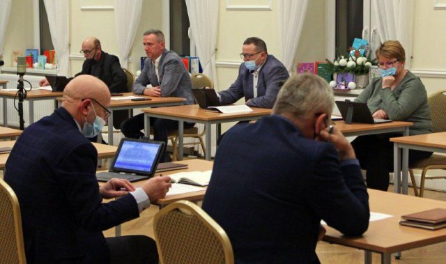 Uchwalono budżet gminy Dobromierz. Na co zostaną wydane pieniądze?
