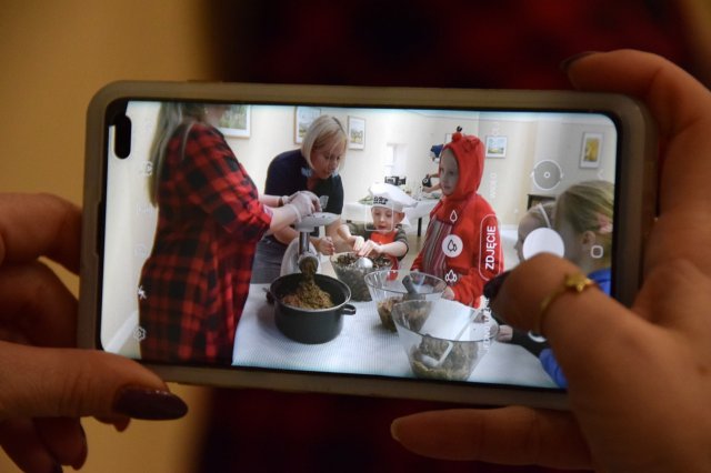 Wielopokoleniowe lepienie uszek