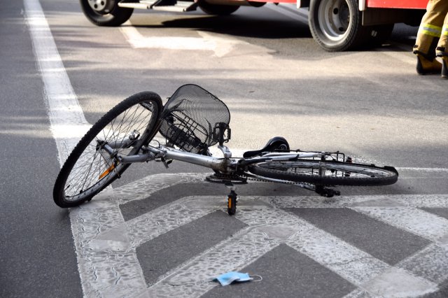 Potrącenie rowerzystki na Głowackiego w Świdnicy
