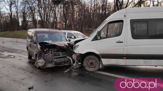 Uwaga kierowcy. Noga z gazu. Karambol na Zamenhofa