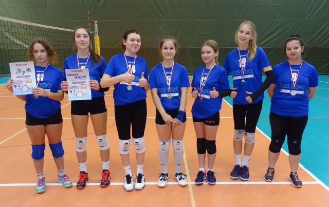 [FOTO] Turniej piłki siatkowej dziewcząt 
