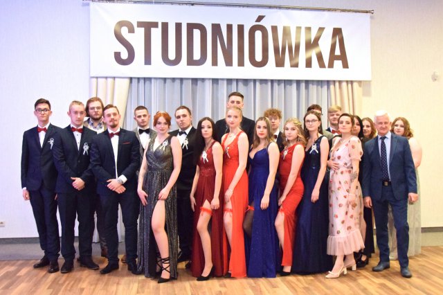 Studniówka świdnickiego Ekonomika