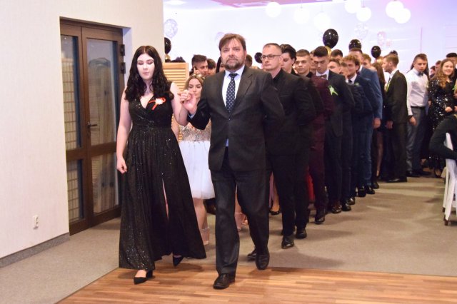Studniówka świdnickiego Ekonomika