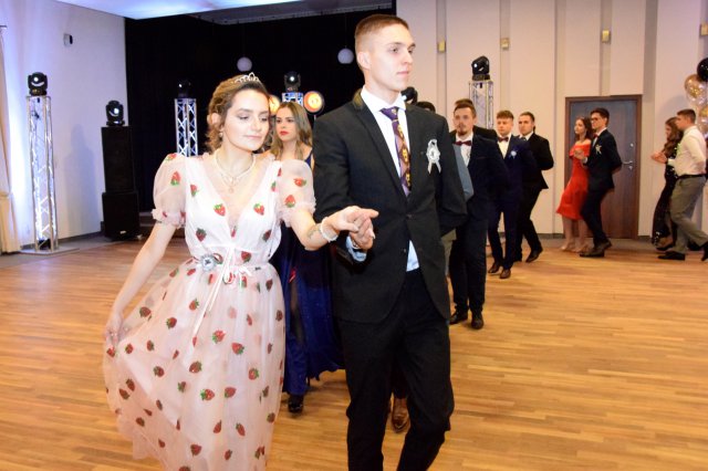 Studniówka świdnickiego Ekonomika