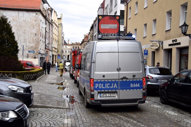 Kolizja na skrzyżowaniu ulicy Spółdzielczej z Trybunalską w Świdnicy