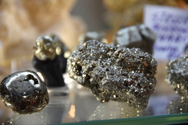 IX Giełda minerałów i biżuterii z kamieni szlachetnych i półszlachetnych