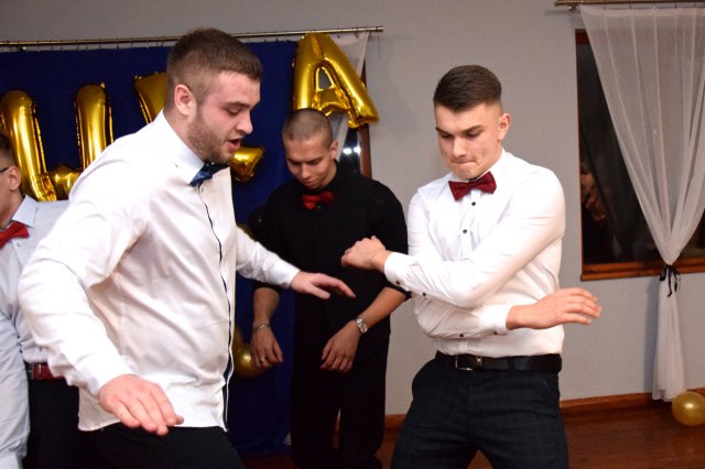Studniówka Zespołu Szkół w Żarowie