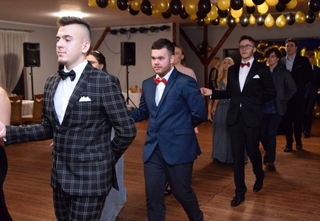Studniówka Zespołu Szkół w Żarowie