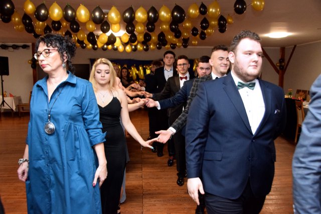Studniówka Zespołu Szkół w Żarowie