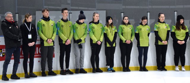 Zawody w curlingu