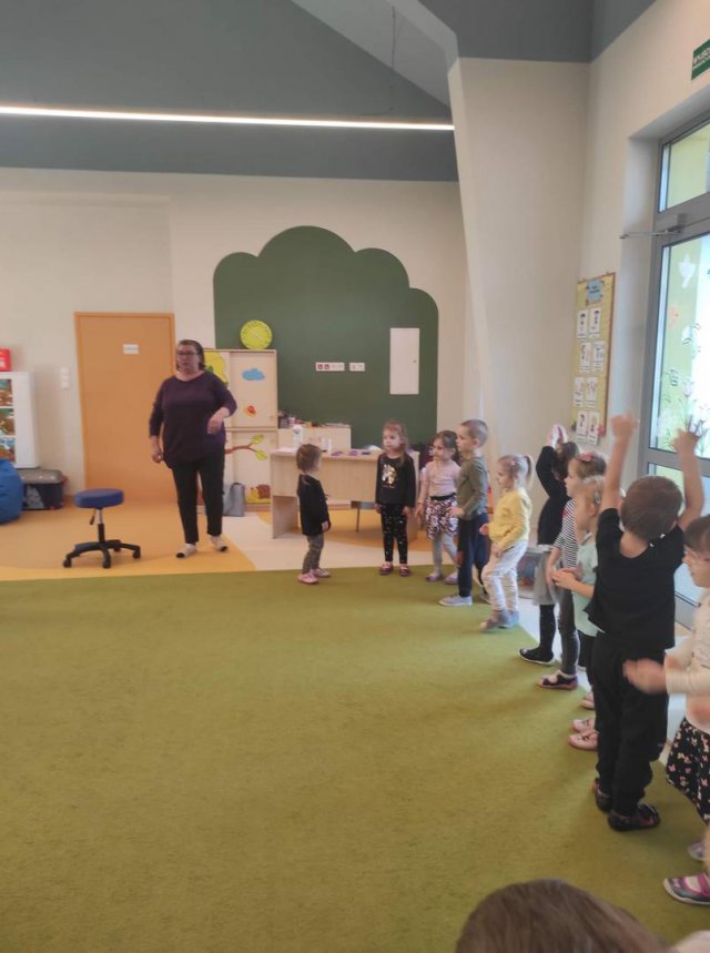 [FOTO] Spotkanie starszaków z Gminnego Żłobka z przedszkolakami z Bajkowej Dolinki