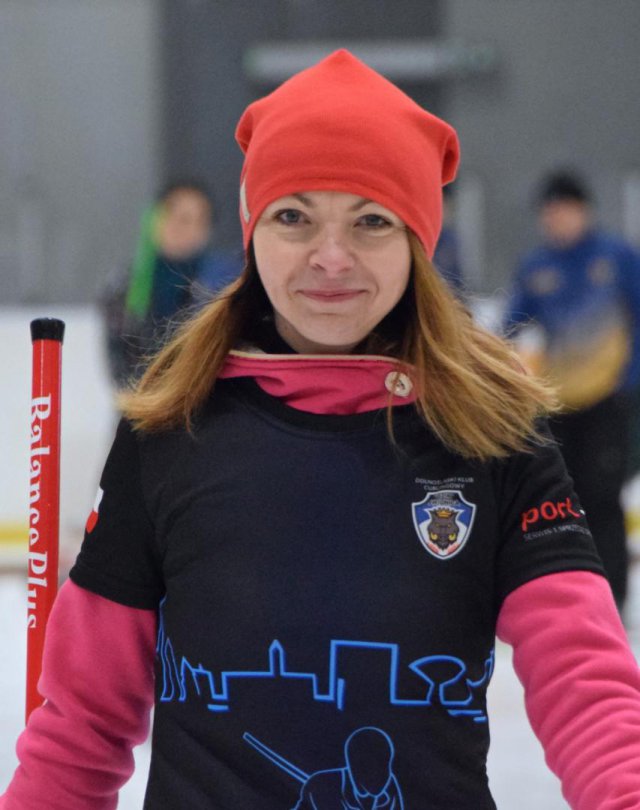 Drugi dzień zmagań w curlingu