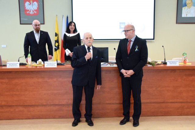 Nauczyciel „Kasprowicza”, prof. Michał Ossowski, z tytułem Zasłużony dla Województwa Dolnośląskiego