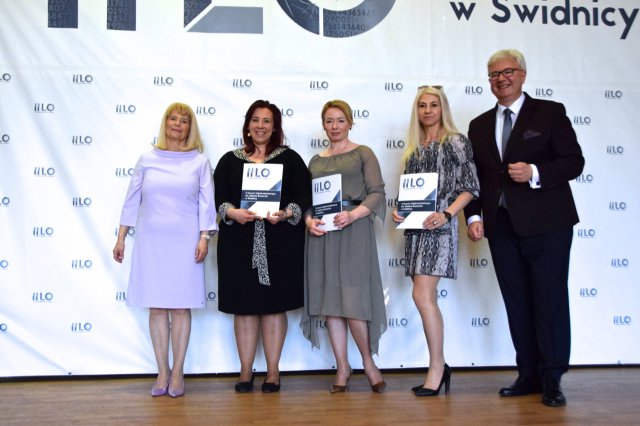 Ostatnia prosta przed egzaminem dojrzałości. Maturzyści Banacha zakończyli rok szkolny