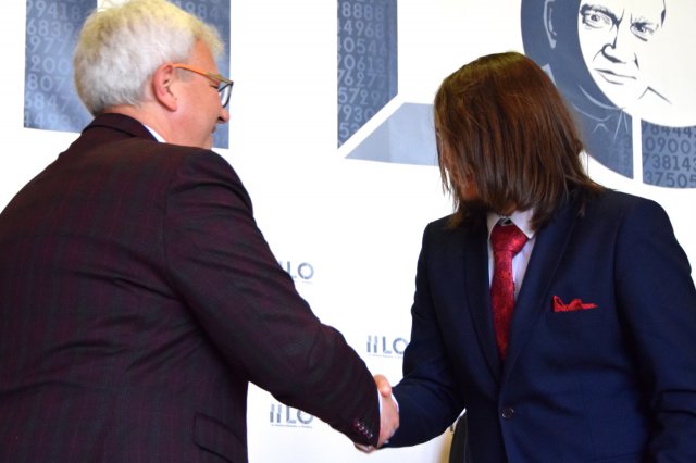 Ostatnia prosta przed egzaminem dojrzałości. Maturzyści Banacha zakończyli rok szkolny