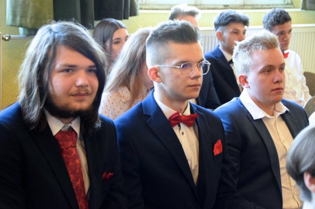 Ostatnia prosta przed egzaminem dojrzałości. Maturzyści Banacha zakończyli rok szkolny