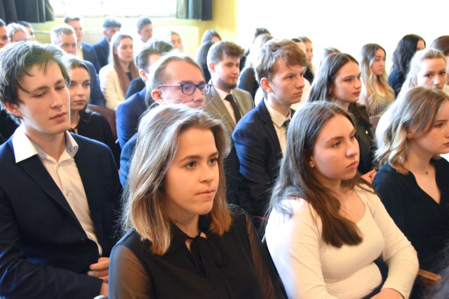 Ostatnia prosta przed egzaminem dojrzałości. Maturzyści Banacha zakończyli rok szkolny
