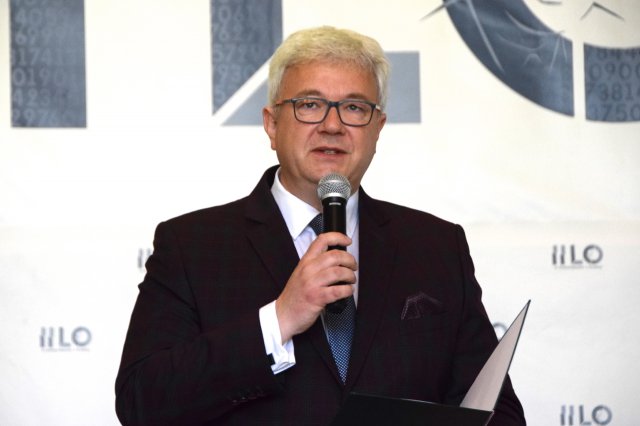 Ostatnia prosta przed egzaminem dojrzałości. Maturzyści Banacha zakończyli rok szkolny