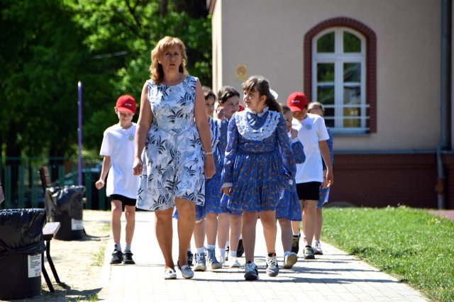 Nadanie imienia SP 105 Polskich Podróżników i Odkrywców