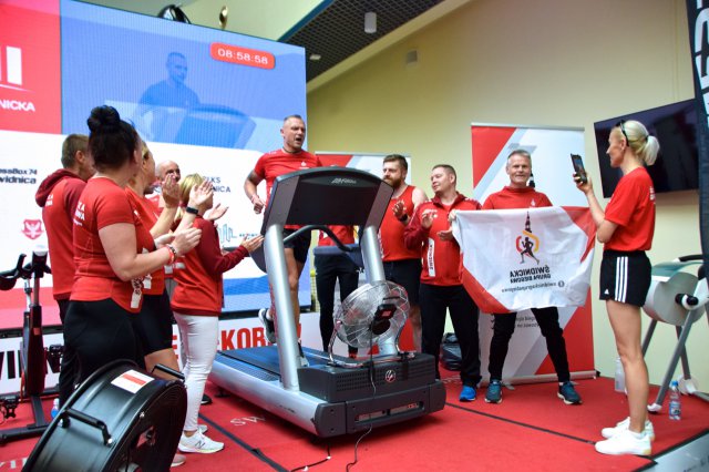 Aktywni24 zakończyli dobowy maraton