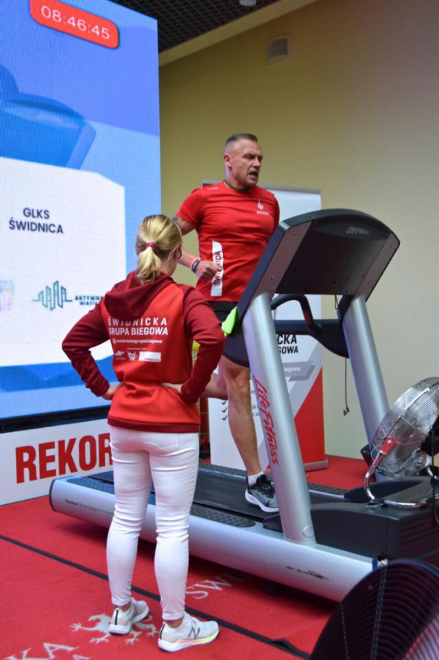 Aktywni24 zakończyli dobowy maraton