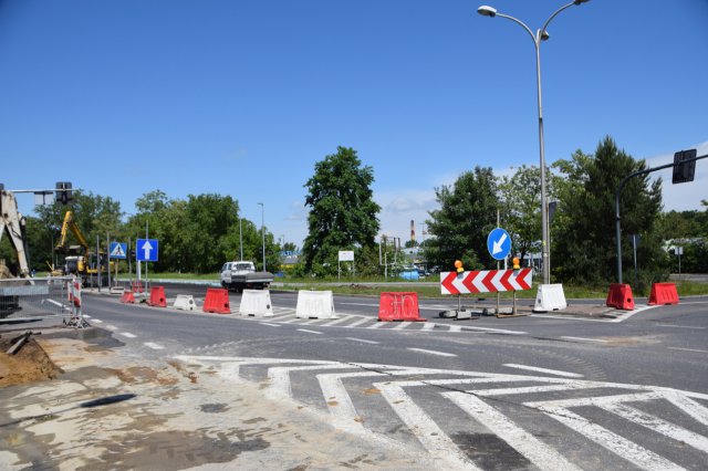 Powraca ruch dwukierunkowy na ul. Sikorskiego