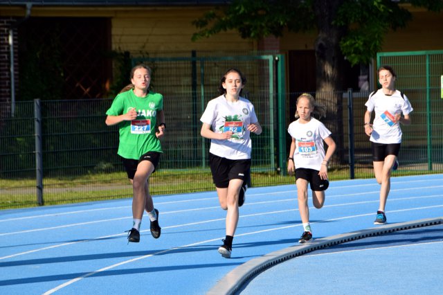 Finał Świdnickich Czwartków Lekkoatletycznych - medale i upominki rozdane