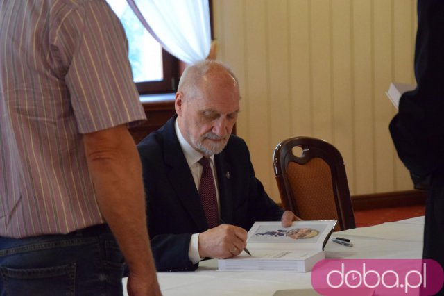 macierewicz