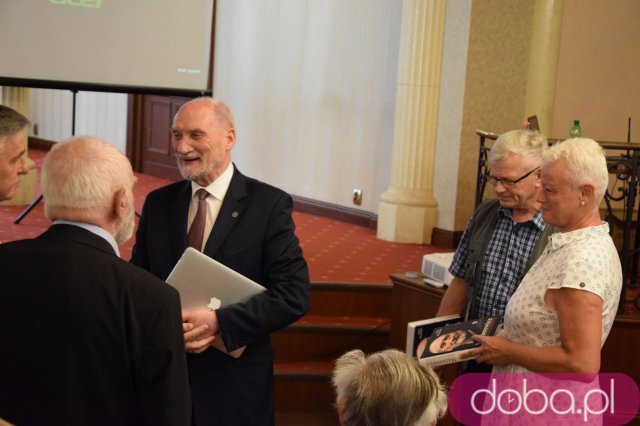 macierewicz