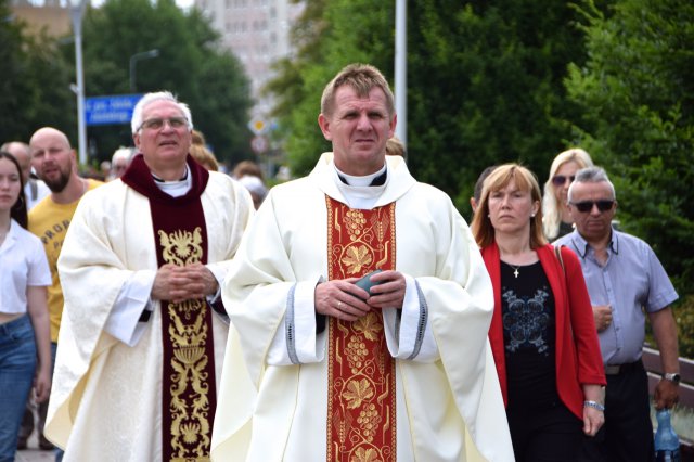 Uroczystość Bożego Ciała na Osiedlu Młodych w Świdnicy