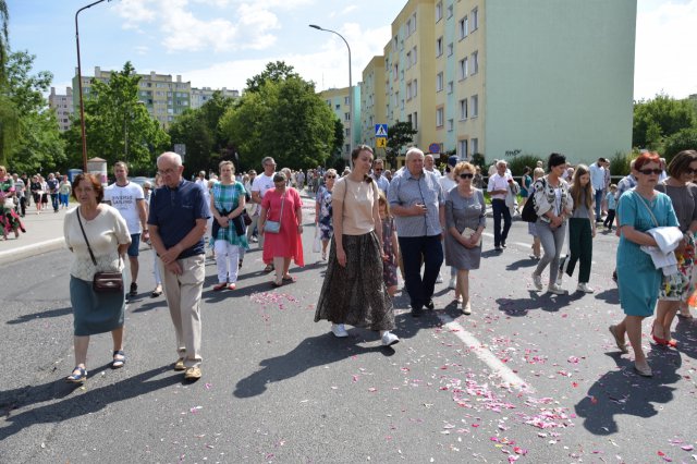 Uroczystość Bożego Ciała na Osiedlu Młodych w Świdnicy