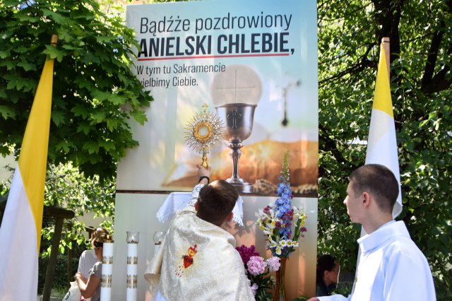 Uroczystość Bożego Ciała na Osiedlu Młodych w Świdnicy