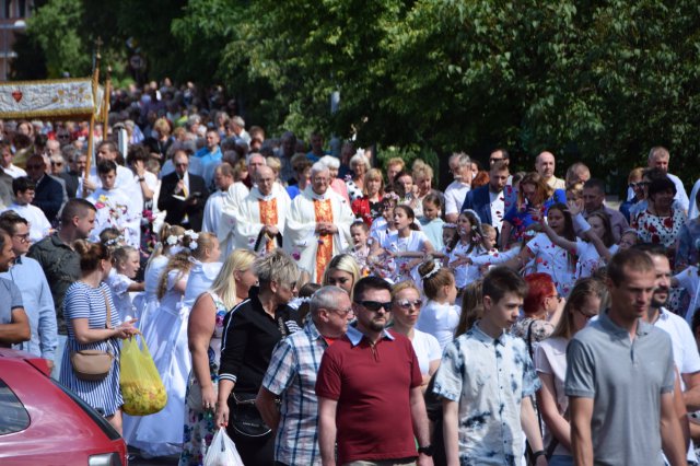 Uroczystość Bożego Ciała na Osiedlu Młodych w Świdnicy