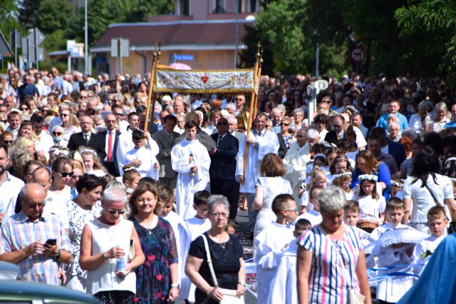 Uroczystość Bożego Ciała na Osiedlu Młodych w Świdnicy