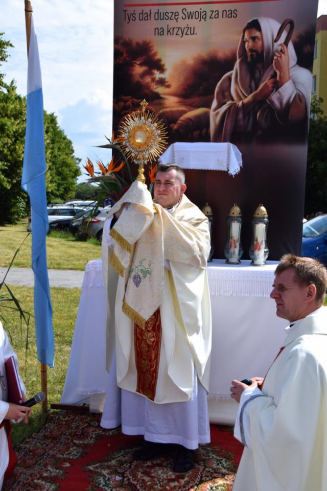 Uroczystość Bożego Ciała na Osiedlu Młodych w Świdnicy