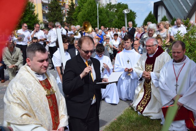 Uroczystość Bożego Ciała na Osiedlu Młodych w Świdnicy