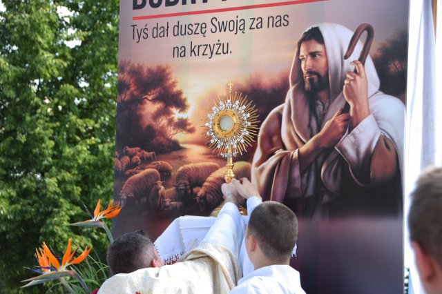 Uroczystość Bożego Ciała na Osiedlu Młodych w Świdnicy