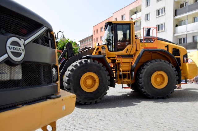 Truskawkowa niedziela i Giełda Minarałów na strzegomskim Rynku